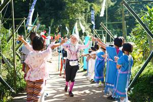 BIB: 3290
                            <button type="button" onclick="openModal(19040923)" class="btn btn-primary btn-sm float-right btn-popup" data-toggle="modal" data-target=".modal-high-quality">
                        <i class="fas fa-shopping-cart"></i> Add to Cart
                    </button>
                                            <button type="button" onclick="isThisMe(19040923, true)" class="btn btn-success btn-sm float-right btn-popup btn-isme hidden" data-toggle="tooltip" data-placement="bottom" title="นี่คือรูปของคุณใช่ไหม คลิกที่นี่เพื่อเอาเข้าอัลบั้ม">
                        <i class="fas fa-plus"></i> Add to album
                    </button>
                    <button type="button" onclick="isThisMe(19040923, false)" class="btn btn-warning btn-sm float-right btn-popup btn-isnotme hidden">
                        <i class="fas fa-ban"></i> Remove from album
                    </button>